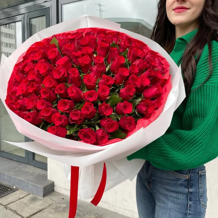 Заказ и доставка цветов в Алматы
